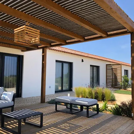 Quinta Do Planalto Vicentino - アルジェズール